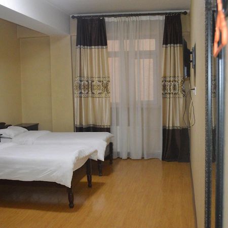 Land Hotel Уланбатар Екстериор снимка