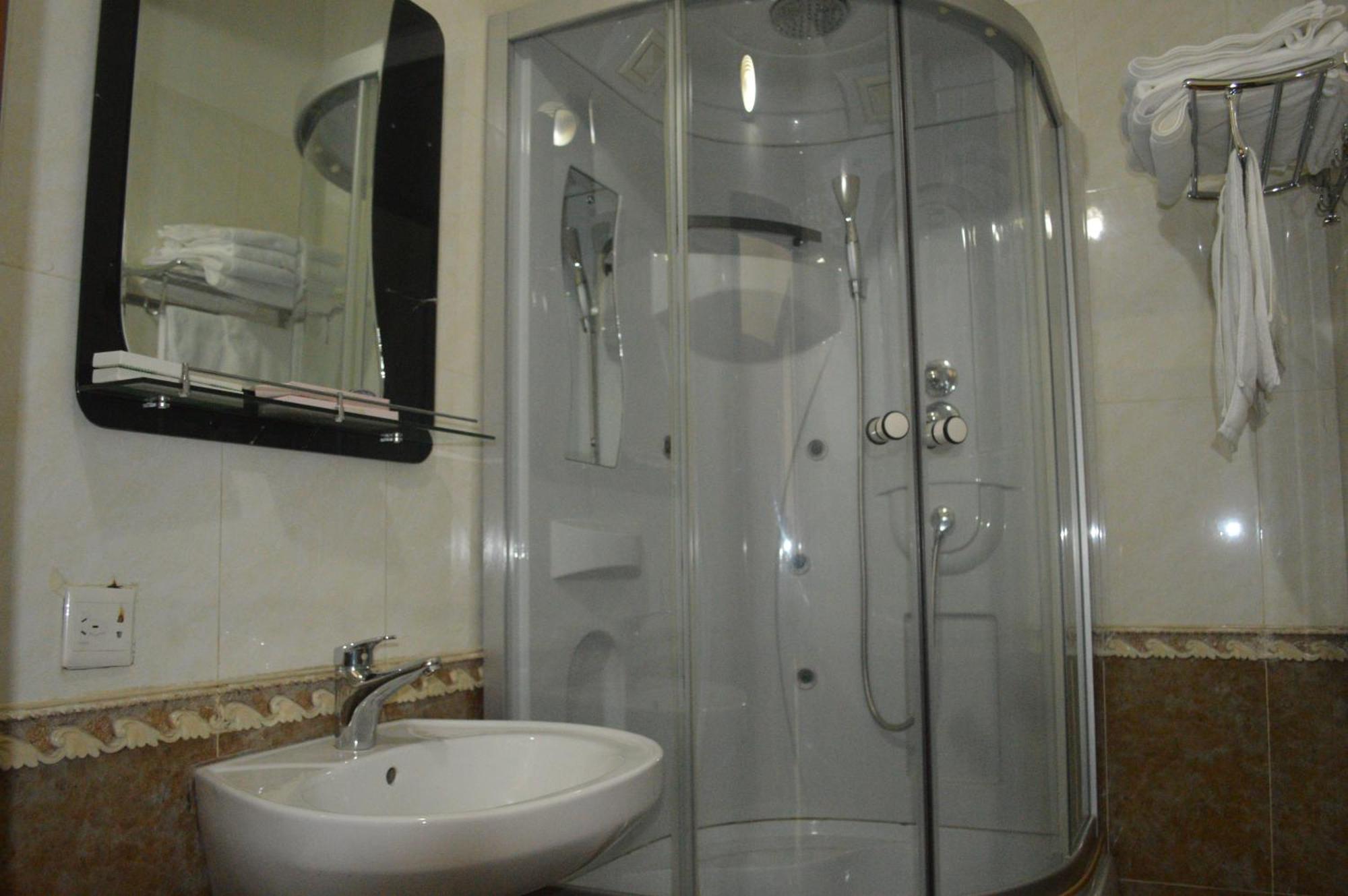 Land Hotel Уланбатар Стая снимка
