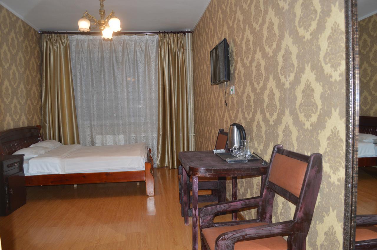 Land Hotel Уланбатар Екстериор снимка
