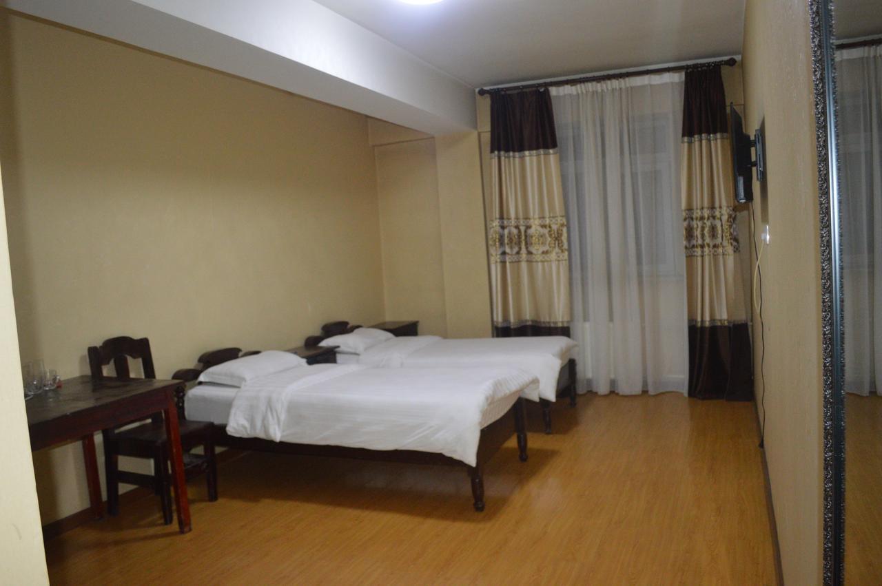Land Hotel Уланбатар Екстериор снимка
