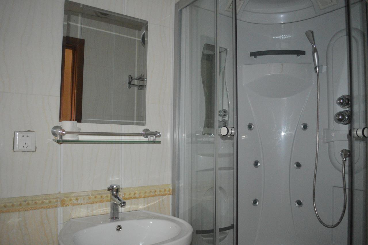 Land Hotel Уланбатар Стая снимка
